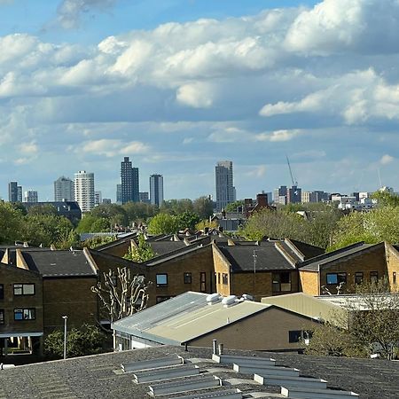 Mauger Heights Apartment London Bagian luar foto
